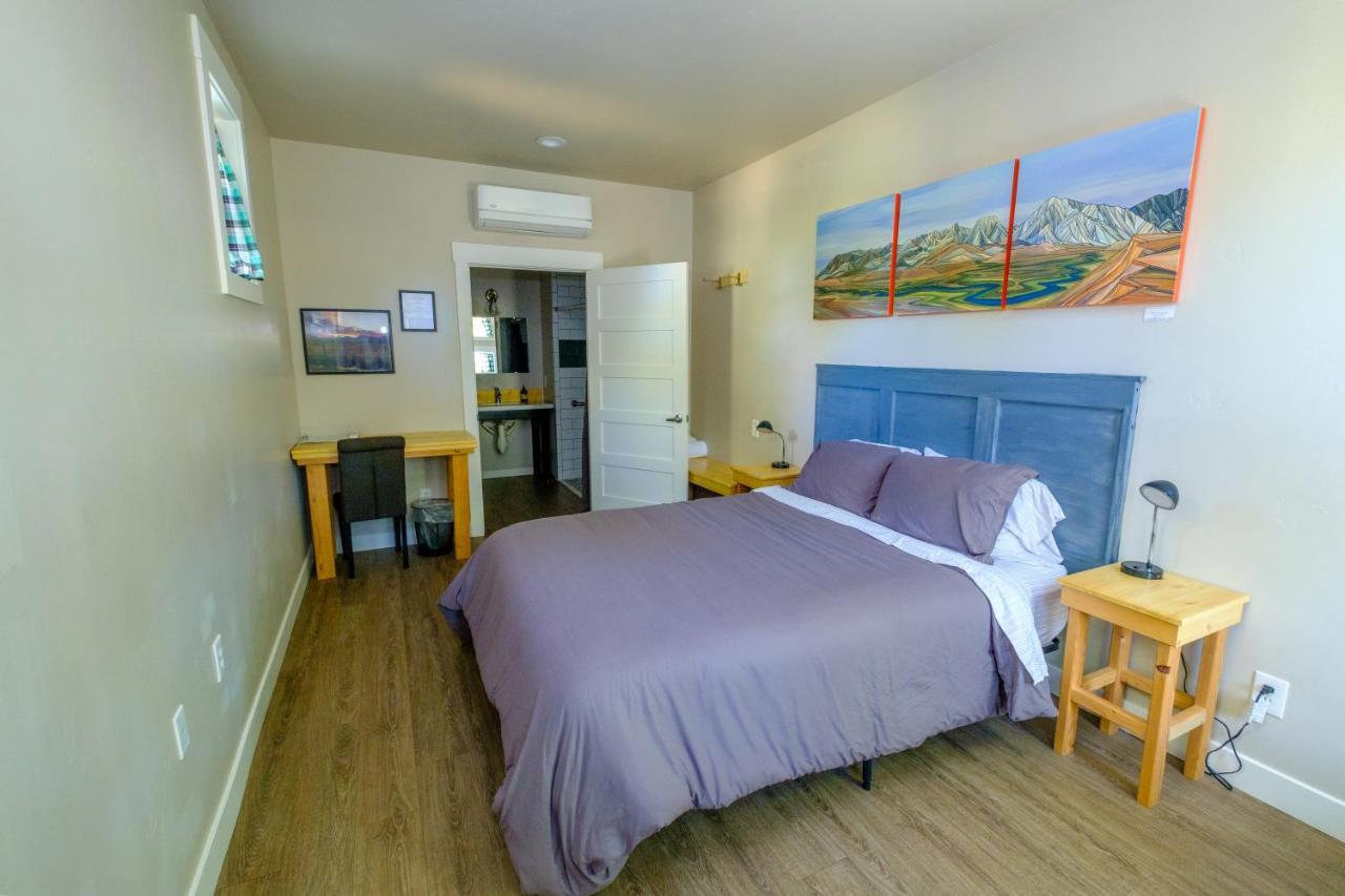 Eastside Guesthouse And Bivy Bishop Bagian luar foto